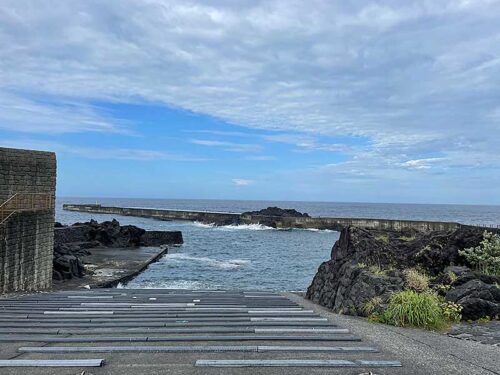 朝の八重根