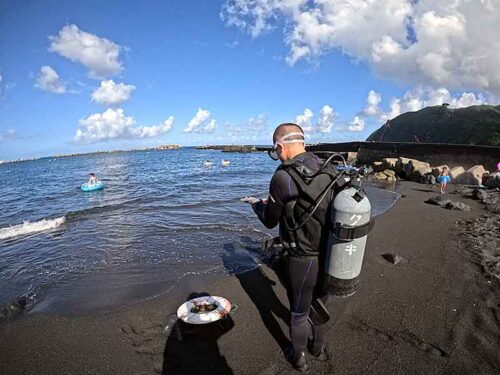 若干うねりはあるが底土の海へ行きまして