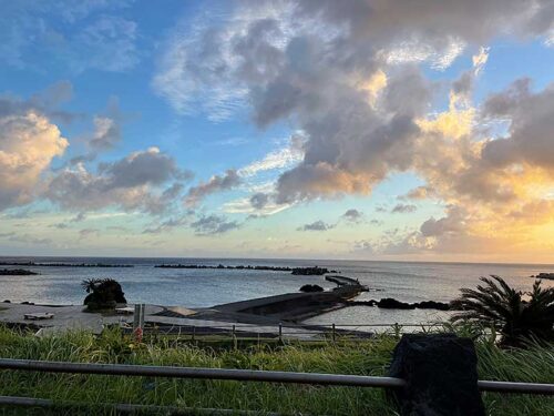 朝早くの底土