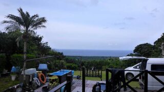 青空あるが雲は増えてはきていた5/1の八丈島