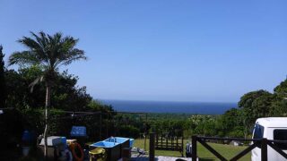 風は強いが爽やかな青空広がっていた5/3の八丈島