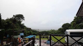 早めのうちは雨風強いが次第に風は弱まってきていた5/31の八丈島
