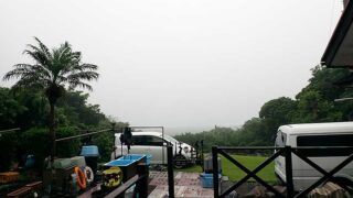 湿度高めで雲は低く降りてきていた6/10の八丈島