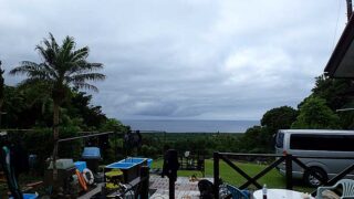 朝夕雲は多くはあるが青空広がっていた6/20の八丈島