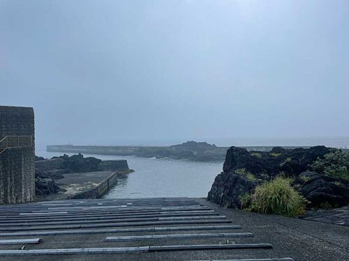 朝の八重根