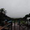 雲は広がり早めのうちは雨もしっかり降ってきていた7/15の八丈島