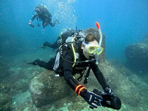 水中スクーター使って沖まで泳いで行きまして