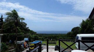 次第に青空広がって暑さが厳しくなっていた8/2の八丈島
