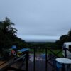 朝は雨が降ってはいたが日中は青空見られていた8/8の八丈島