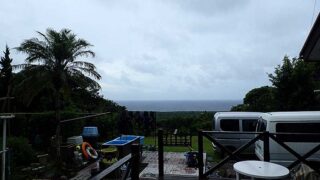 雲は広がり次第に風は強まってきていた9/5の八丈島